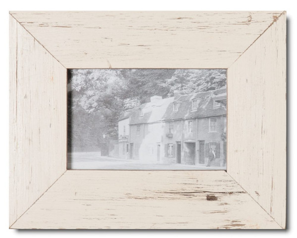 Basic reclaimed wood photo frame for the picture format 15 x 10 cm by Luna Designs